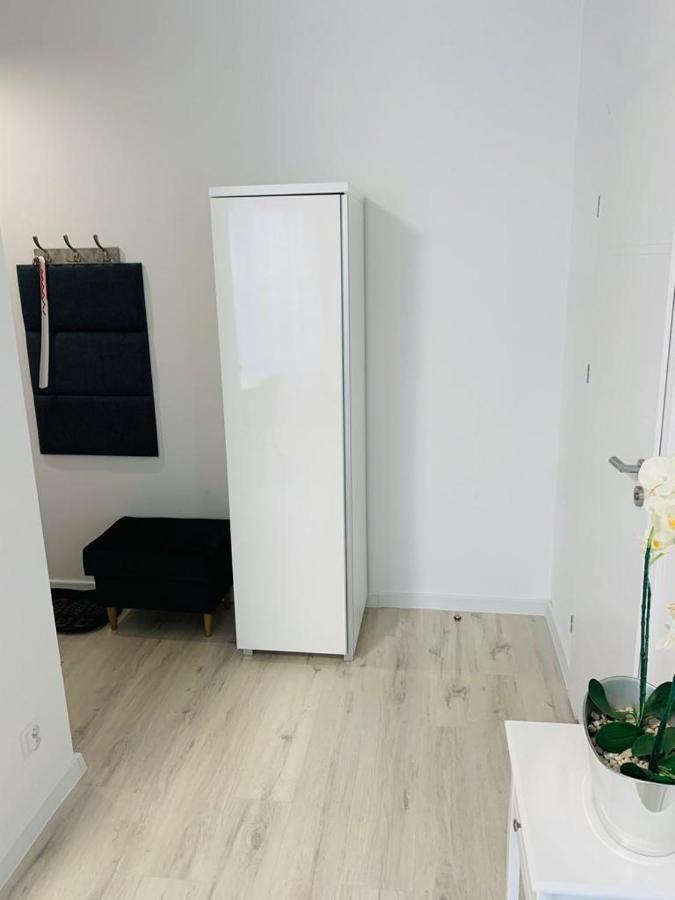 Apartament Walczaka 15 Miejsce Parkingowe 乔左维尔考普尔斯基 外观 照片