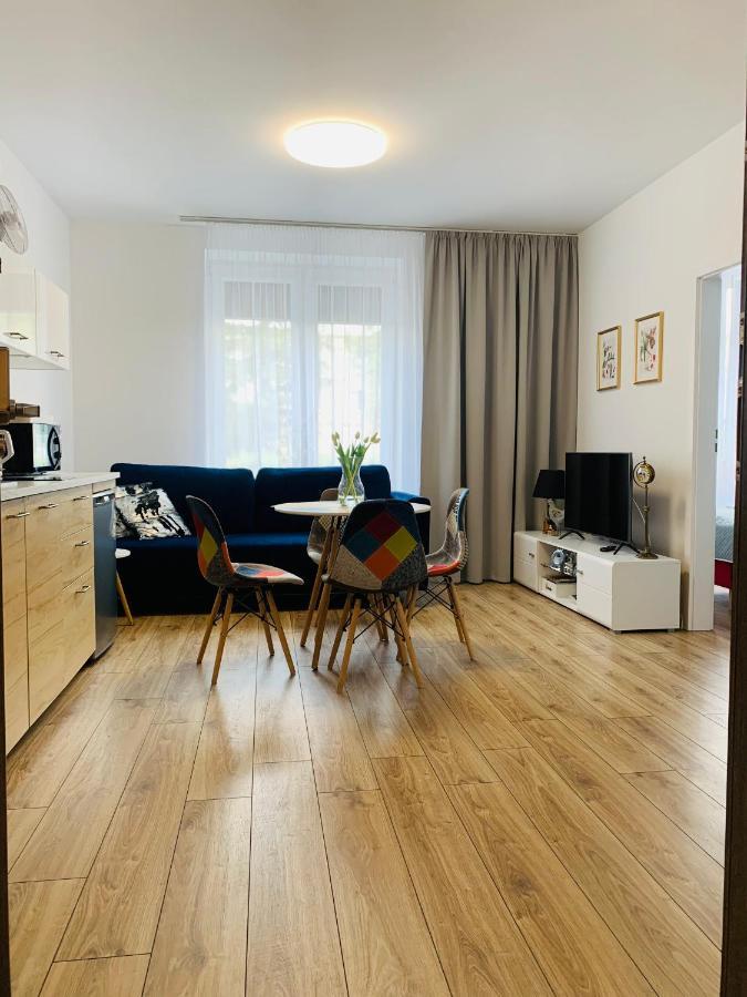 Apartament Walczaka 15 Miejsce Parkingowe 乔左维尔考普尔斯基 外观 照片